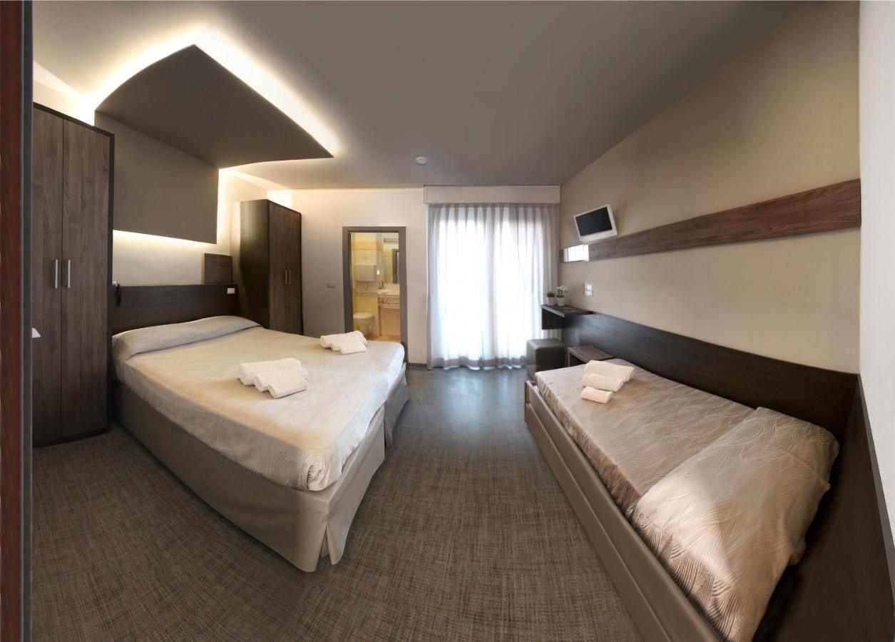 Hotel Continental & Residence กาบิชเชมาเร ภายนอก รูปภาพ